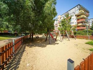 Pronájem bytu 2+kk, Praha - Vysočany, 66 m2