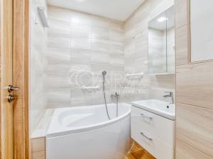 Pronájem bytu 2+1, Ostrava - Zábřeh, Výškovická, 55 m2