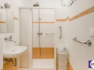 Prodej bytu 2+1, Praha - Košíře, Pod Kavalírkou, 70 m2