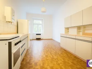 Prodej bytu 2+1, Praha - Košíře, Pod Kavalírkou, 70 m2