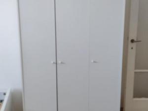 Pronájem bytu 1+kk, Praha - Smíchov, Stroupežnického, 36 m2