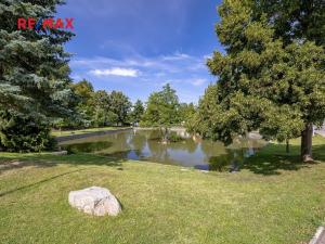 Prodej pozemku pro bydlení, Babice, Na Hujaru, 412 m2