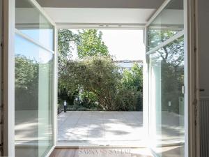 Pronájem bytu 3+kk, Praha - Smíchov, U dvou srpů, 63 m2