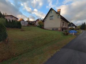 Prodej rodinného domu, Stružinec, 199 m2
