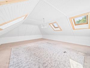 Prodej rodinného domu, Štítov, 242 m2