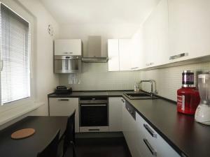 Pronájem bytu 2+1, Teplice, Sokolovská cesta, 53 m2
