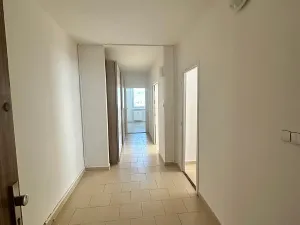 Prodej bytu 3+1, Děčín, Kosmonautů, 76 m2