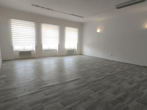 Pronájem kanceláře, Frýdek-Místek, náměstí Svobody, 78 m2