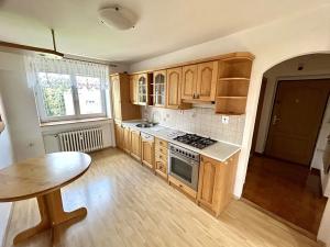 Pronájem bytu 3+kk, Hradec Králové, Labská kotlina, 74 m2