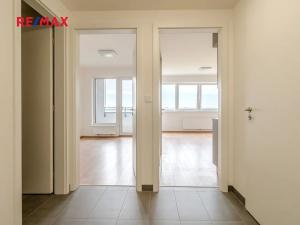 Pronájem bytu 2+kk, Praha - Kamýk, Zimova, 55 m2