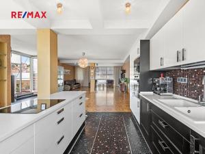 Prodej bytu 4+kk, Praha - Smíchov, Astlova, 187 m2