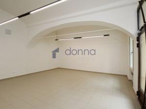 Pronájem obchodního prostoru, Praha, Rumunská, 57 m2