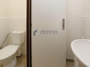 Pronájem obchodního prostoru, Praha, Rumunská, 57 m2