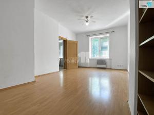 Pronájem bytu 2+1, Přerov - Přerov I-Město, nám. Svobody, 62 m2