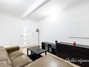 Pronájem bytu 2+1, Praha - Libeň, Vosmíkových, 55 m2