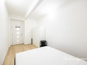 Pronájem bytu 2+1, Praha - Libeň, Vosmíkových, 55 m2