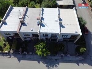 Prodej rodinného domu, Jindřichův Hradec - Jindřichův Hradec II, sídliště Pod Kasárny, 200 m2