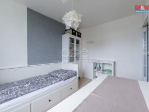Prodej bytu 3+1, Karlovy Vary - Bohatice, Fričova, 105 m2