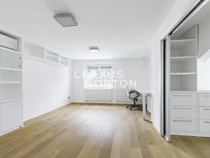 Prodej bytu 4+kk, Praha - Bubeneč, Jaselská, 192 m2