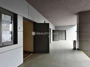 Pronájem obchodního prostoru, Strakonice, Bezděkovská, 58 m2
