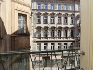 Pronájem bytu 2+1, Praha, Mostecká, 73 m2