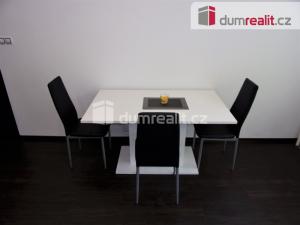 Pronájem bytu 2+1, Karlovy Vary, Charkovská, 48 m2