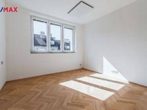Pronájem bytu 2+1, Praha - Strašnice, Vykáňská, 54 m2