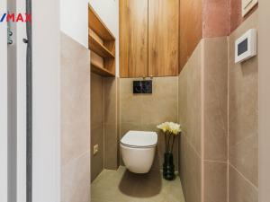 Pronájem bytu 2+1, Praha - Strašnice, Vykáňská, 54 m2