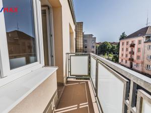 Pronájem bytu 2+1, Praha - Strašnice, Vykáňská, 54 m2