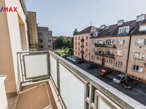 Pronájem bytu 2+1, Praha - Strašnice, Vykáňská, 54 m2