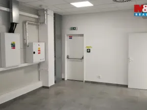 Pronájem obchodního prostoru, Jablunkov, Nádražní, 300 m2