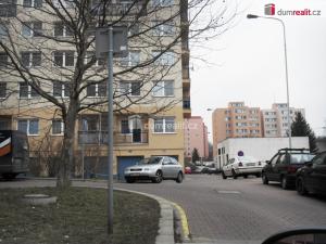 Pronájem garáže, Praha - Troja, Hnězdenská, 20 m2