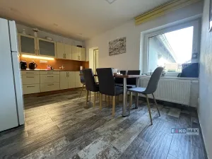 Prodej apartmánu, Hlohovec, Hlavní, 267 m2