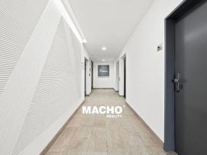 Prodej bytu 3+kk, Praha - Letňany, Křivoklátská, 98 m2