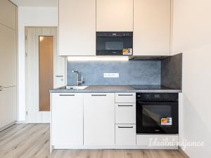 Pronájem bytu 1+kk, Praha - Háje, Výstavní, 32 m2