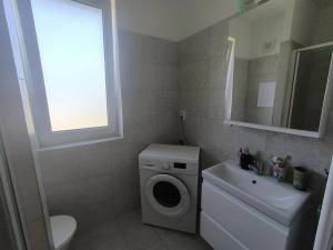 Pronájem bytu 2+kk, Městec Králové, Malátova, 44 m2