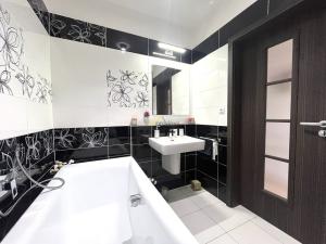 Prodej bytu 2+kk, České Budějovice - České Budějovice 5, Dobrovodská, 60 m2