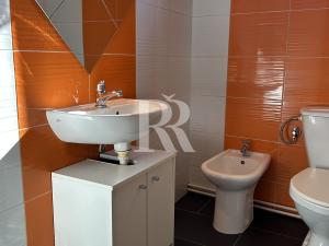 Pronájem bytu 2+1, Liberec, Hodkovická, 68 m2