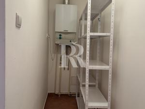 Pronájem bytu 2+1, Liberec, Hodkovická, 68 m2