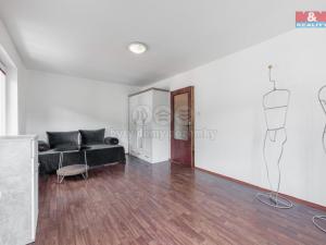 Prodej rodinného domu, Stříbrná, 326 m2