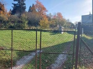 Pronájem zahrady, Samotišky, 380 m2