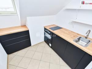 Pronájem kanceláře, Praha - Nové Město, Národní, 137 m2