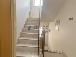 Pronájem kanceláře, Praha, Hněvkovská, 48 m2