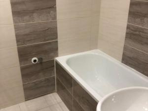 Pronájem bytu 2+1, Děčín - Děčín VI-Letná, U Tvrze, 70 m2