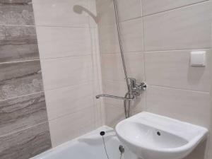 Pronájem bytu 2+1, Děčín - Děčín VI-Letná, U Tvrze, 70 m2