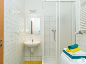 Pronájem bytu 1+kk, Praha, Telčská, 35 m2