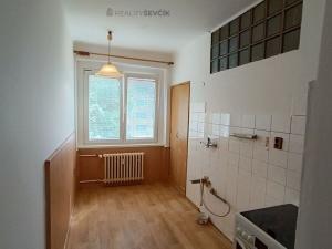 Pronájem bytu 2+1, České Budějovice - České Budějovice 7, Komenského, 70 m2