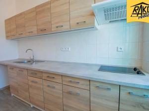 Pronájem bytu 1+kk, Trutnov, Krakonošovo náměstí, 37 m2