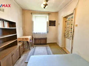 Prodej rodinného domu, Lázně Bělohrad, Malé náměstí, 82 m2