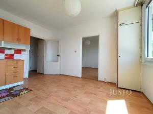 Pronájem bytu 1+1, Písek - Budějovické Předměstí, nábřeží 1. máje, 39 m2